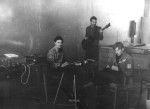 Група називалась "LYP" (Laugh of Young Physics) та проіснувала досить довго - приблизно до початку 90-х. Фото зроблено приблизно в 1973-1974 роках.Репетиція ВІА в актовому залі ФТФ. За клавішними студент на прізвисько "Йог" (учився на фтф на 2 роки молодше за А.Блінкіна), стоїть із гітарою Олександр Рибка, сидить із гітарою Анатолій Блінкін