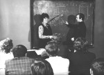 1979 р. Заняття з механіки веде доцент О.І.Дементій