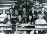 1976-1977 р. Колектив кафедри загальної та прикладної фізики в 301 ауд. Перший ряд: Ю.В.Сидоренко, Т.І.Корнєєва, Т.І.Войценя, І.І.Полякова; другий ряд: М.І.Попова, Б.С.Уваров, О.В.Сікора, П.І.Кравцов, В.Т.Грицина, Ю.М.Борисенко; третій ряд: В.П.Кірнос, В.І.Коновалов, В.І.Циганок, В.П.Гончаренко; четвертий ряд: О.Б.Терещук, М.І.Поляков, В.Ф.Першин